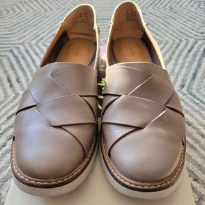 Clarks Womens Glick Harvest Woven Leather Loafer